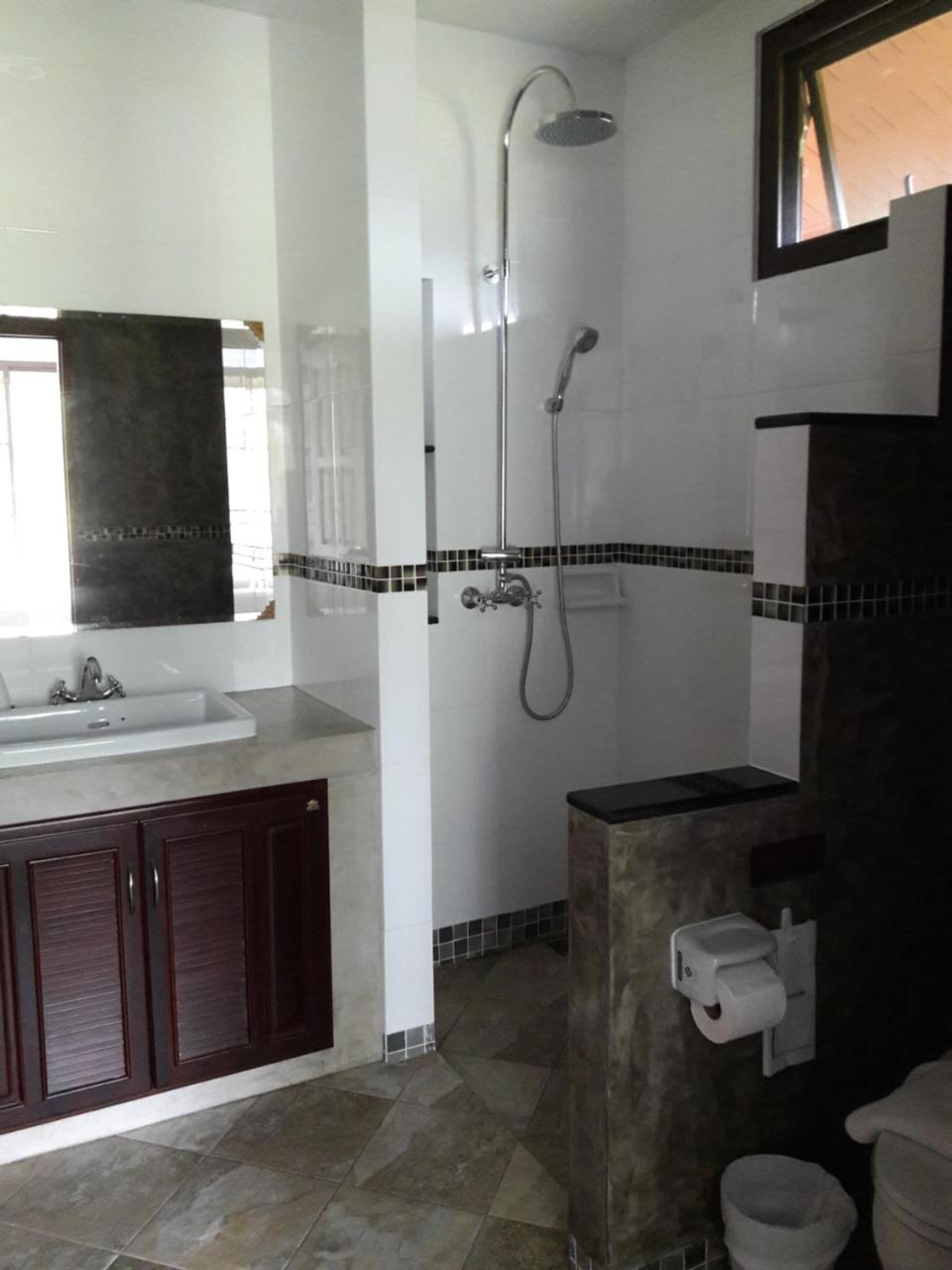 Raintree Bangsak Villa Khao Lak Eksteriør billede